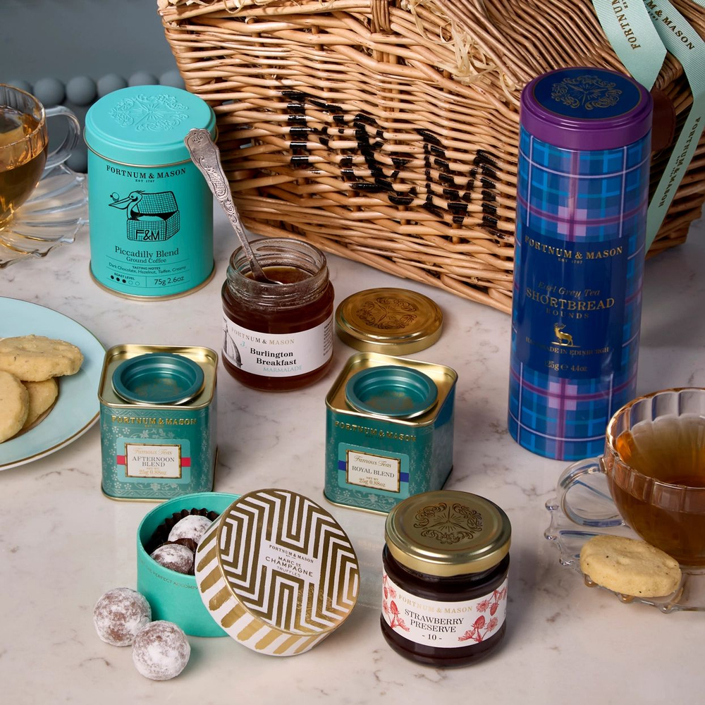 Fortnum&Mason Набор с чаем The Taste of Fortnum's Hamper
