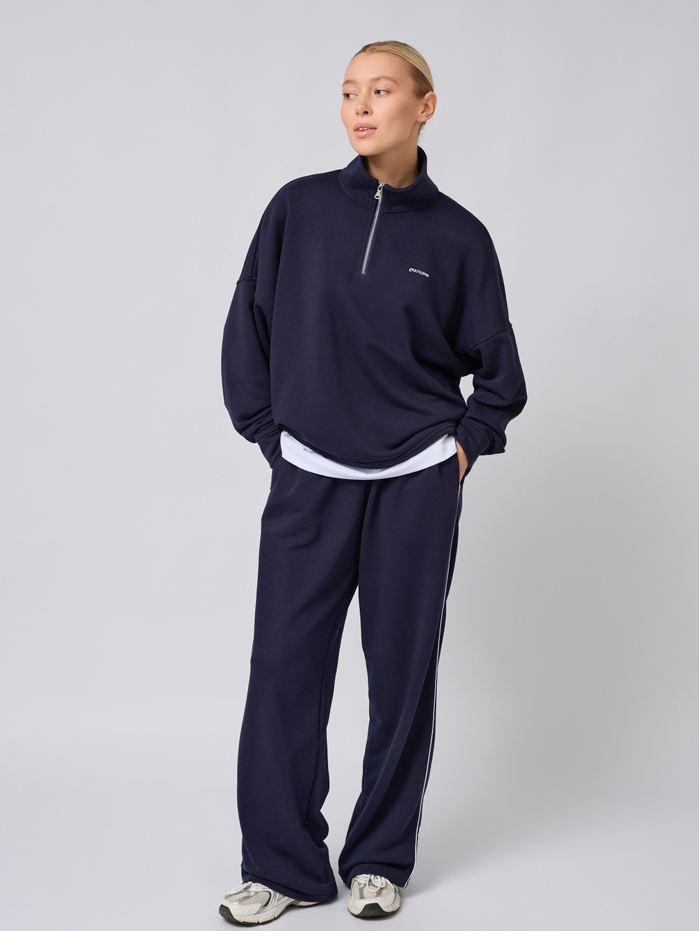 Штаны широкие с кантом из футера