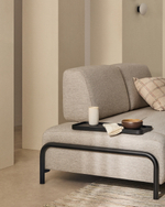 2-местный диван Compo серо-бежевого цвета с малым журнальным столиком и чёрным каркасом