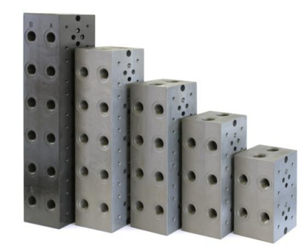 Плита для распределителя ПЛ06-04 CETOP 3 (ISO4401-03) четырехместная