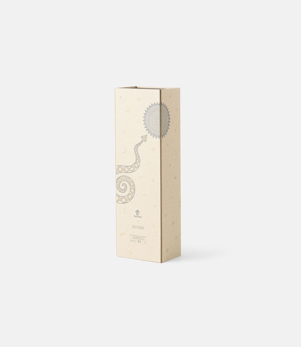 22 Studio Limited Snake Edition Night — часы с бетонным циферблатом (45 мм)