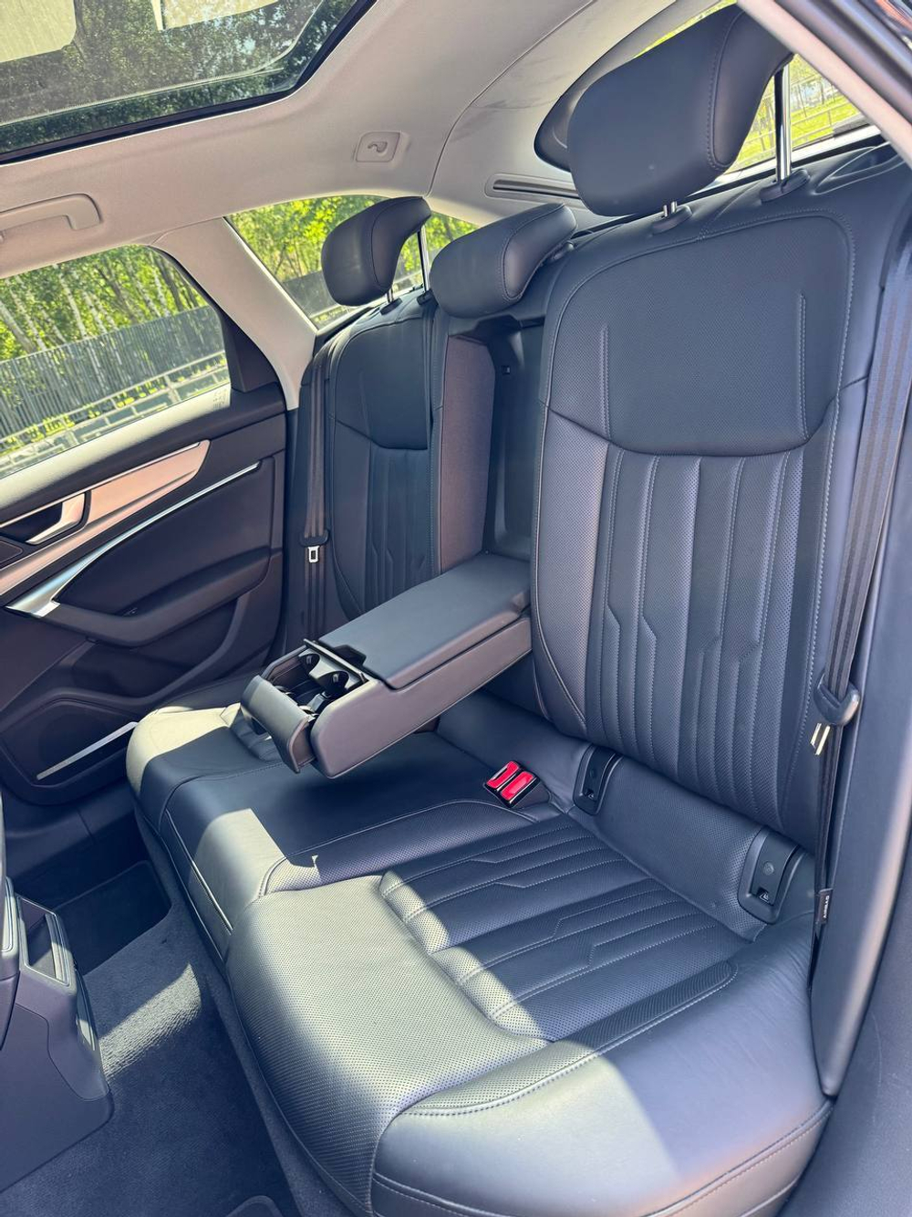 Audi A6 avant 2019 г.в.