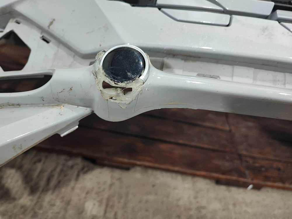 Бампер передний Changan UNI-K 20-нв Б/У Оригинал CD569F2713011400AA