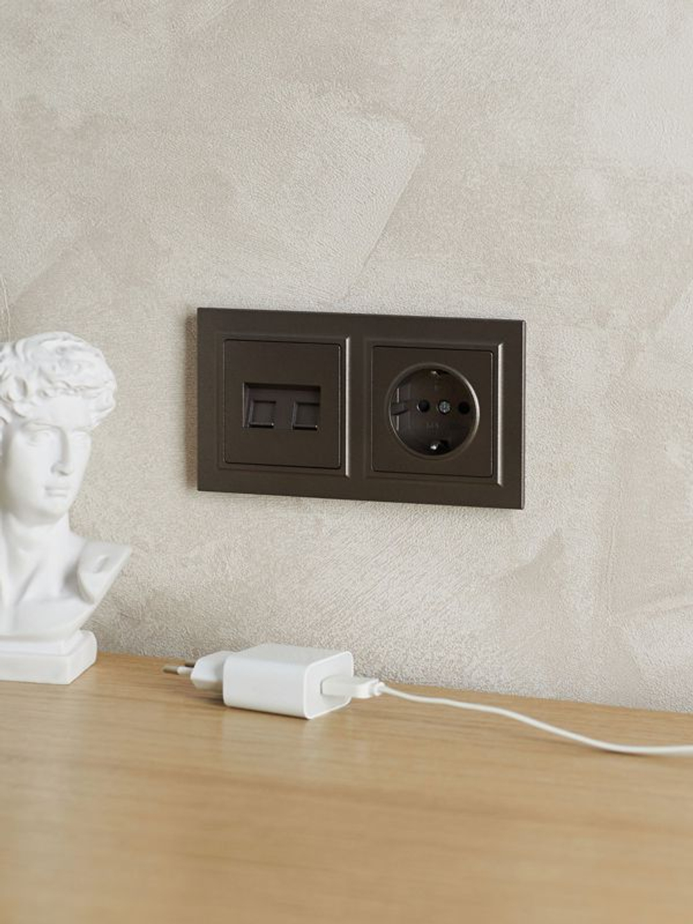 Рамка 2-м BRITE РУ-2-БрТБ бронза IEK BR-M22-K45