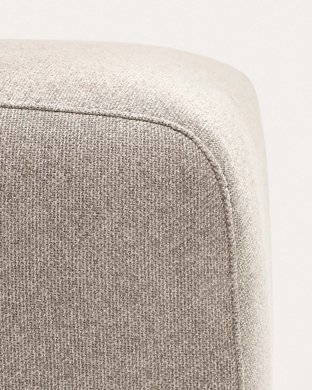 Neom Подставка для ног бежевого цвета 75 x 64 см