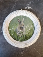 Картина в круглой рамке Зайка