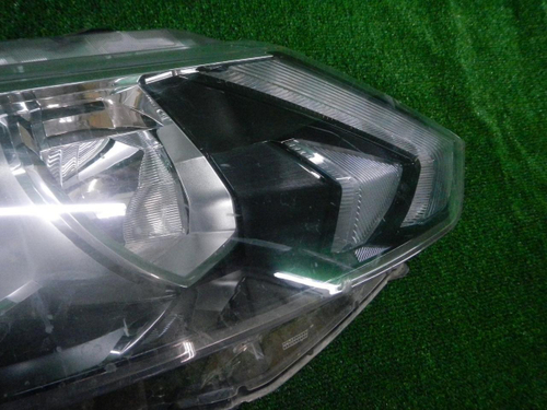 Битая Фара правая Nissan Qashqai J11 (2013-2019) галоген