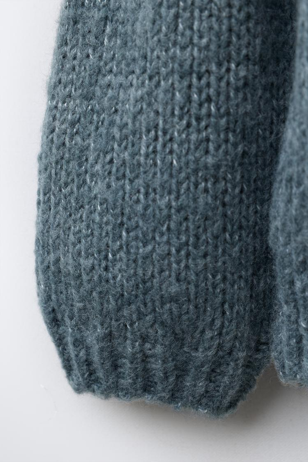 ZARA ЖАККАРДОВЫЙ СВИТЕР С БЛЕСКОМ, УТИНО-СИНИЙ