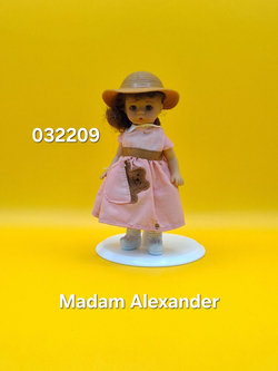 Коллекционная кукла Madame Alexander McDonalds 032209