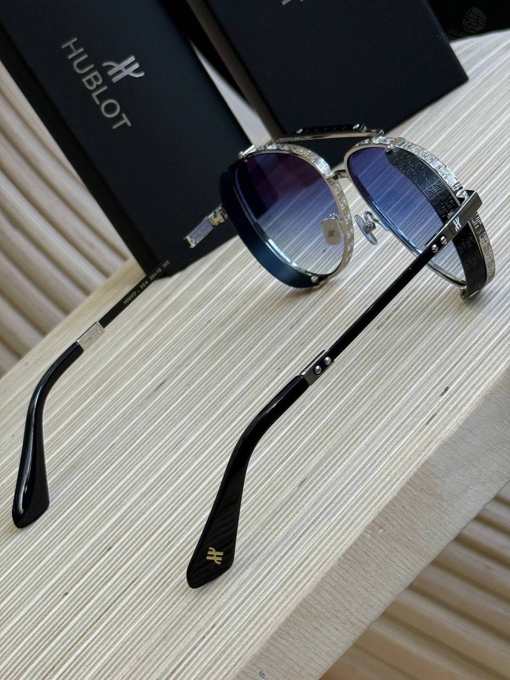 Солнечные очки Hublot