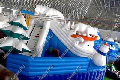 Надувной наземный аквапарк «Морское царство 3»  с фигурой пингвина, 16*16*6 м