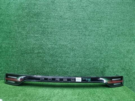 Фонарь крышки багажника Porsche Cayenne 3 (17-23)