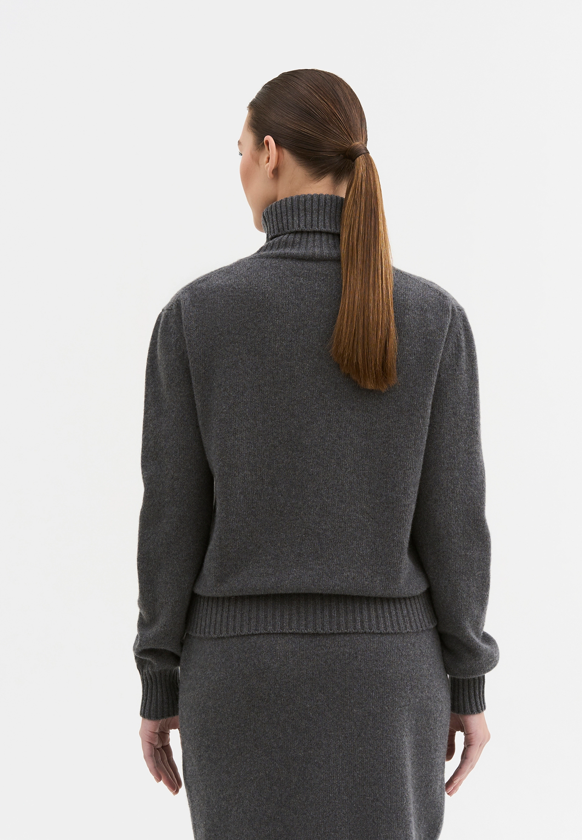 Кашемировый свитер