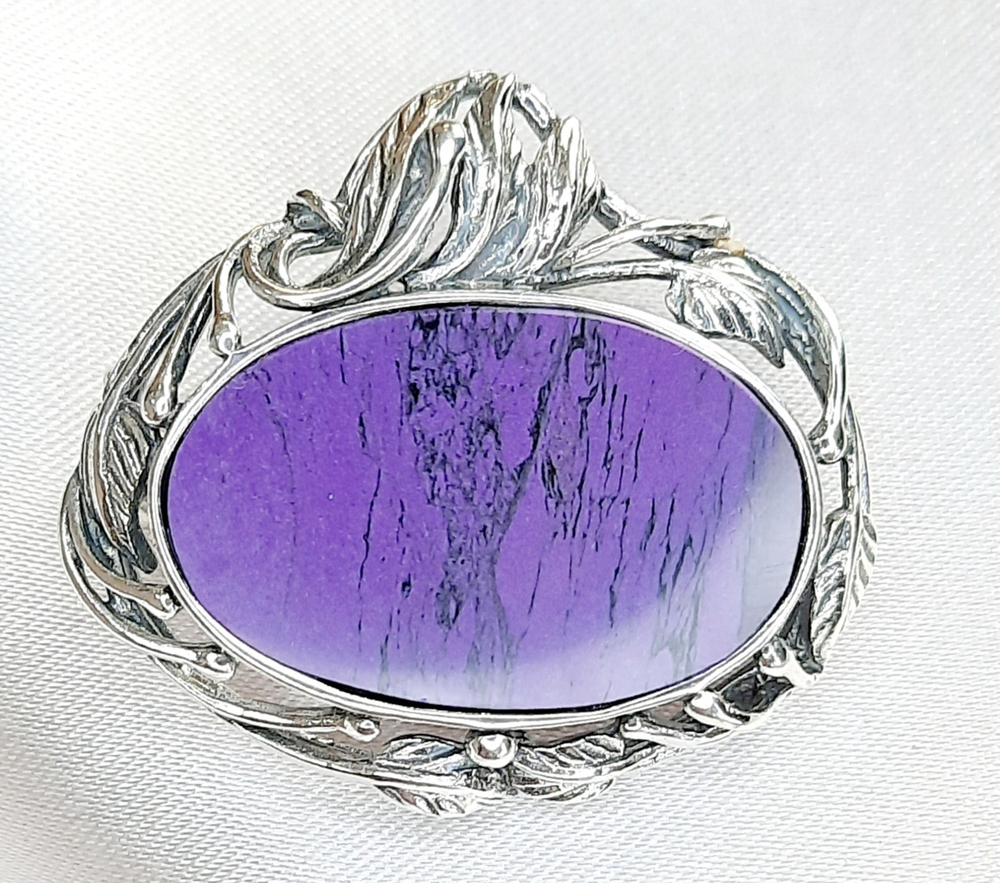 "Эмаль" брошь в серебряном покрытии из коллекции "Фаворитка" от Jenavi с замком булавка