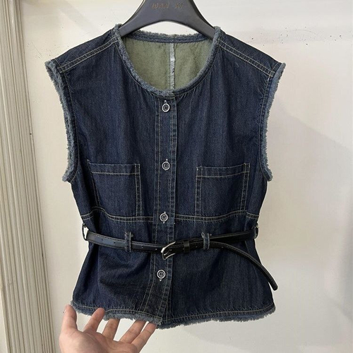 Джинсовая рубашка