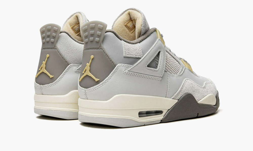 Air Jordan 4 Retro SE "Craft Photon Dust"
