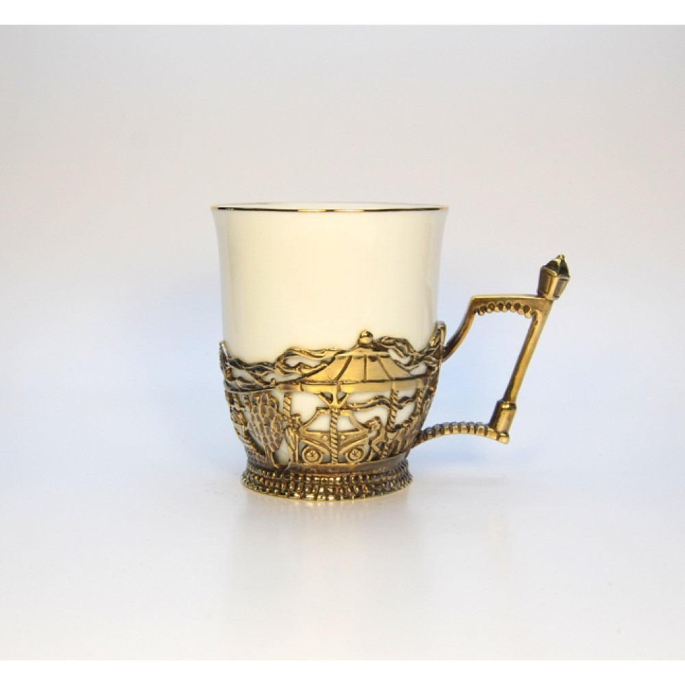 Кофейная чашка "Город" в шкатулке бумвинил