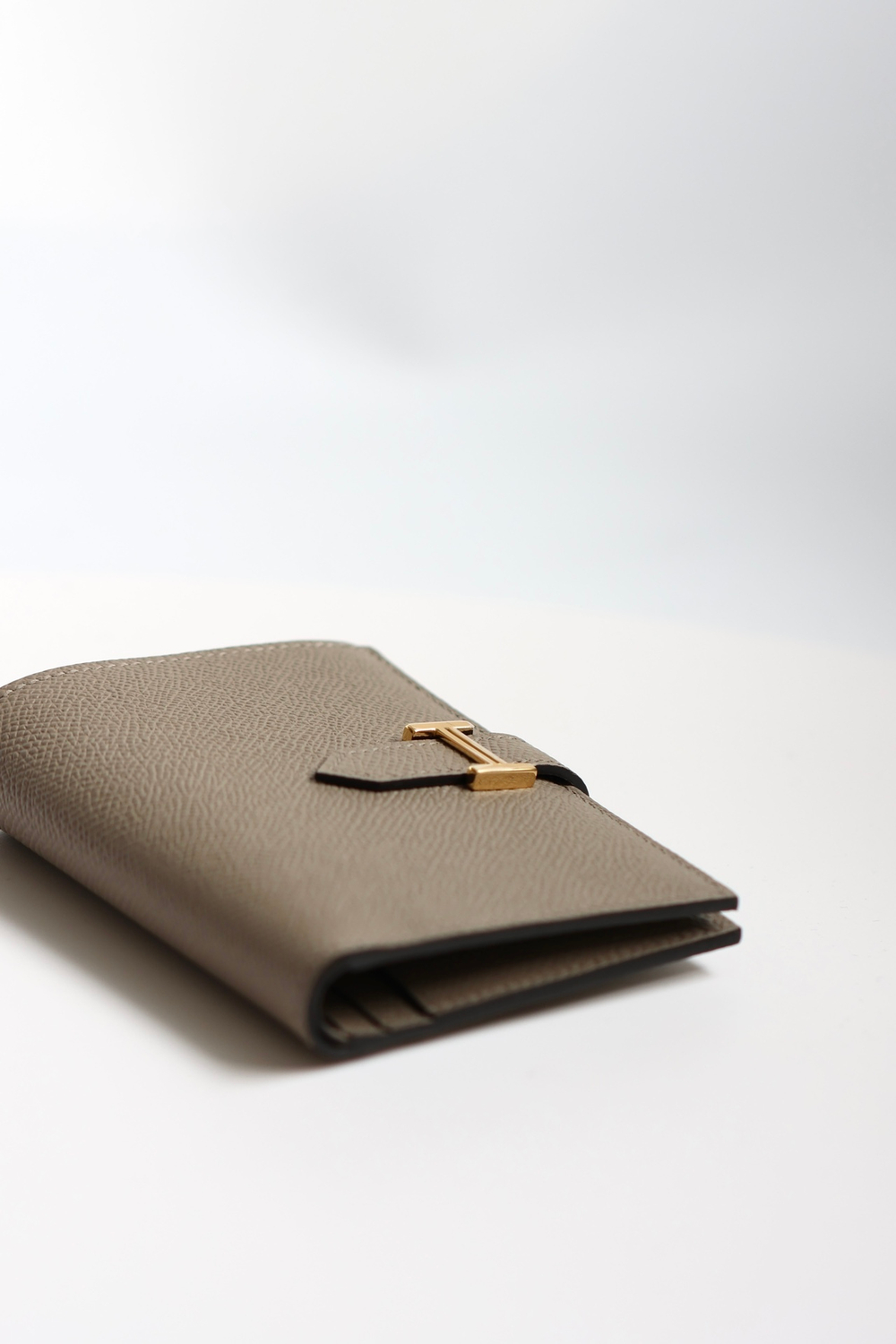 Hermes Bearn Wallet