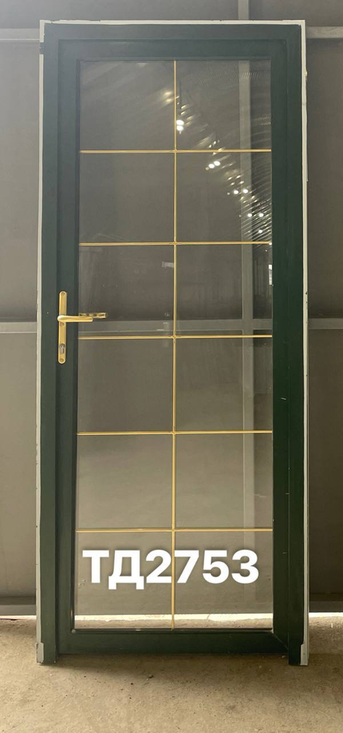 Дверь Пластиковая Б/У Входная 206(в) х 88(ш)