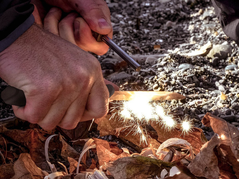 Нож Morakniv BushCraft Survival, нержавеющая сталь, черный, 11835