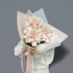 Букет из французских розовых роз