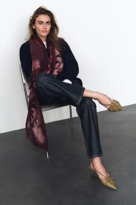 ZARA ПЛАТОК С ЦВЕТОЧНЫМ ПРИНТОМ, ЦВЕТ БУРГУНДСКОГО ВИНА