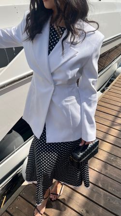 Платье черное в белый горошек