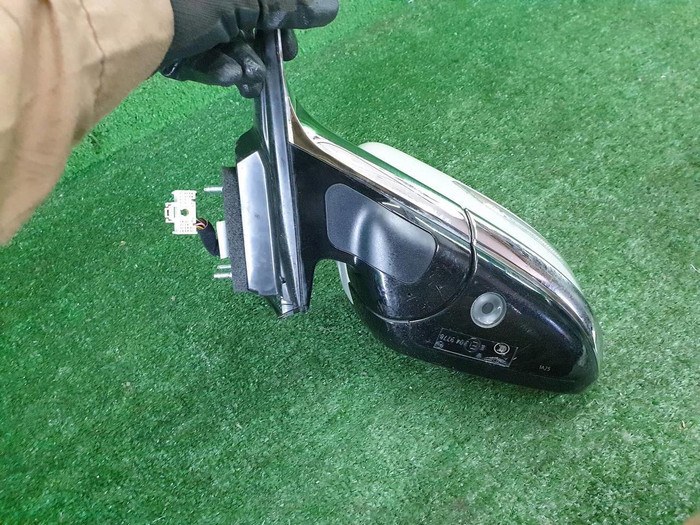 Зеркало левое Genesis G70 (2017-2021) 7 контактов