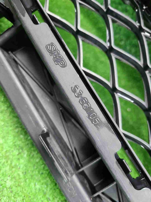 Решетка радиатора Mercedes GLS x167 (19-24) AMG 63