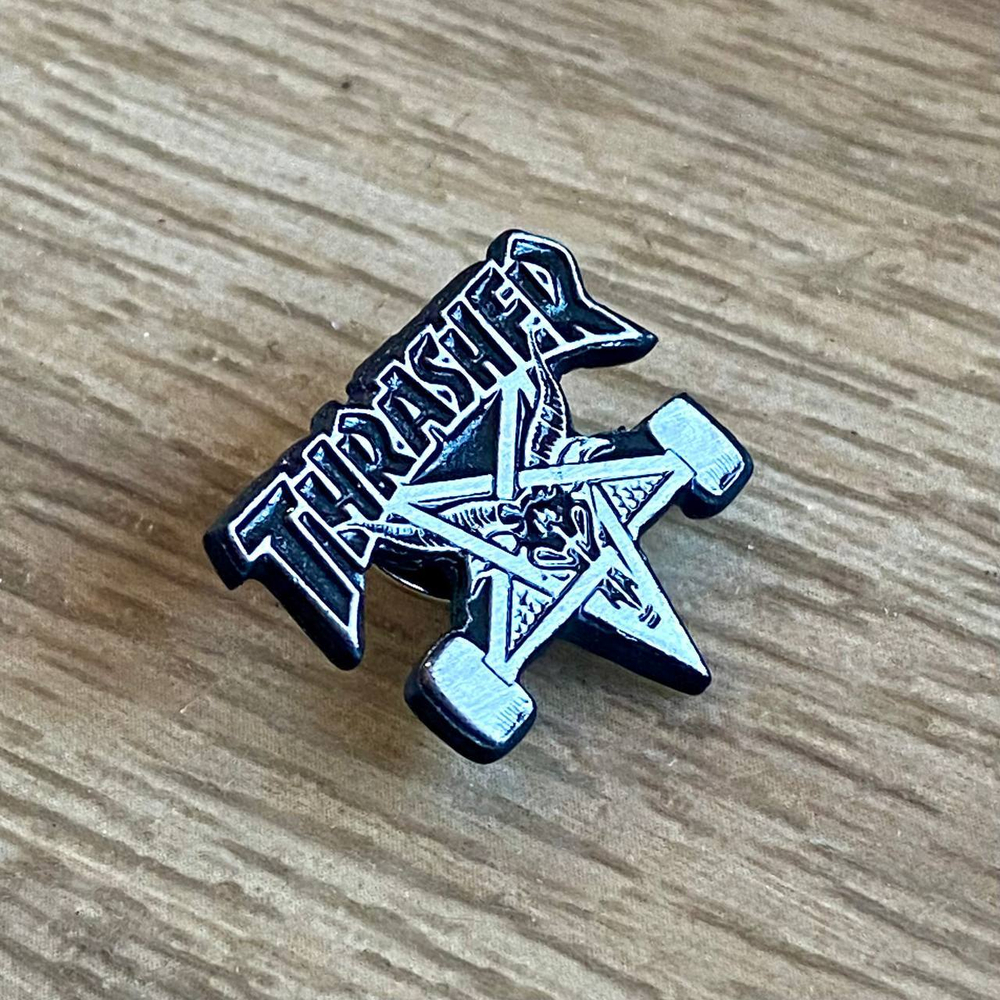 Значок Thrasher Label Pin Skate Goat