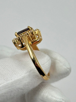 Кольцо с кристаллами