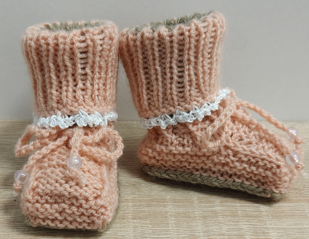 Пинетки вязаные детские бесшовные для новорожденных от 0 до 6-ти месяцев ручная работа