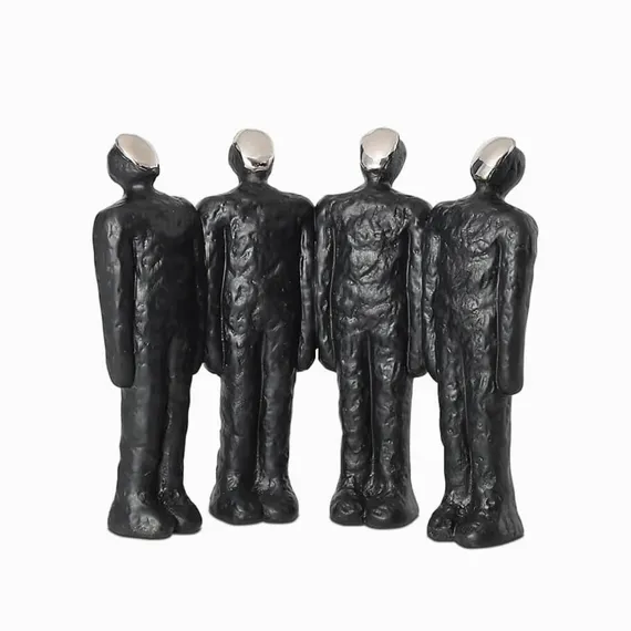 Статуэтка Figure