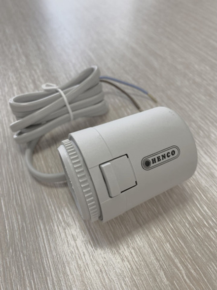 Термопривод с кабелем 1 м, HENCO(ХЕНКО) 230В (сервопривод)