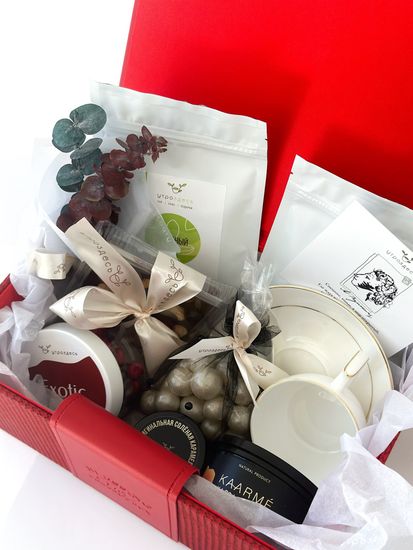 Подарочный набор "С любовью к вам" в красной шкатулке большой