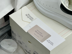 Alexander McQueen Oversized Sneaker White Black