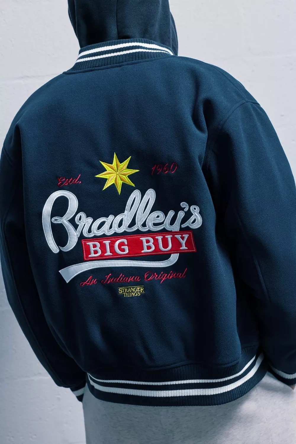 PULL&BEAR Куртка-бомбер "Stranger Things", синий