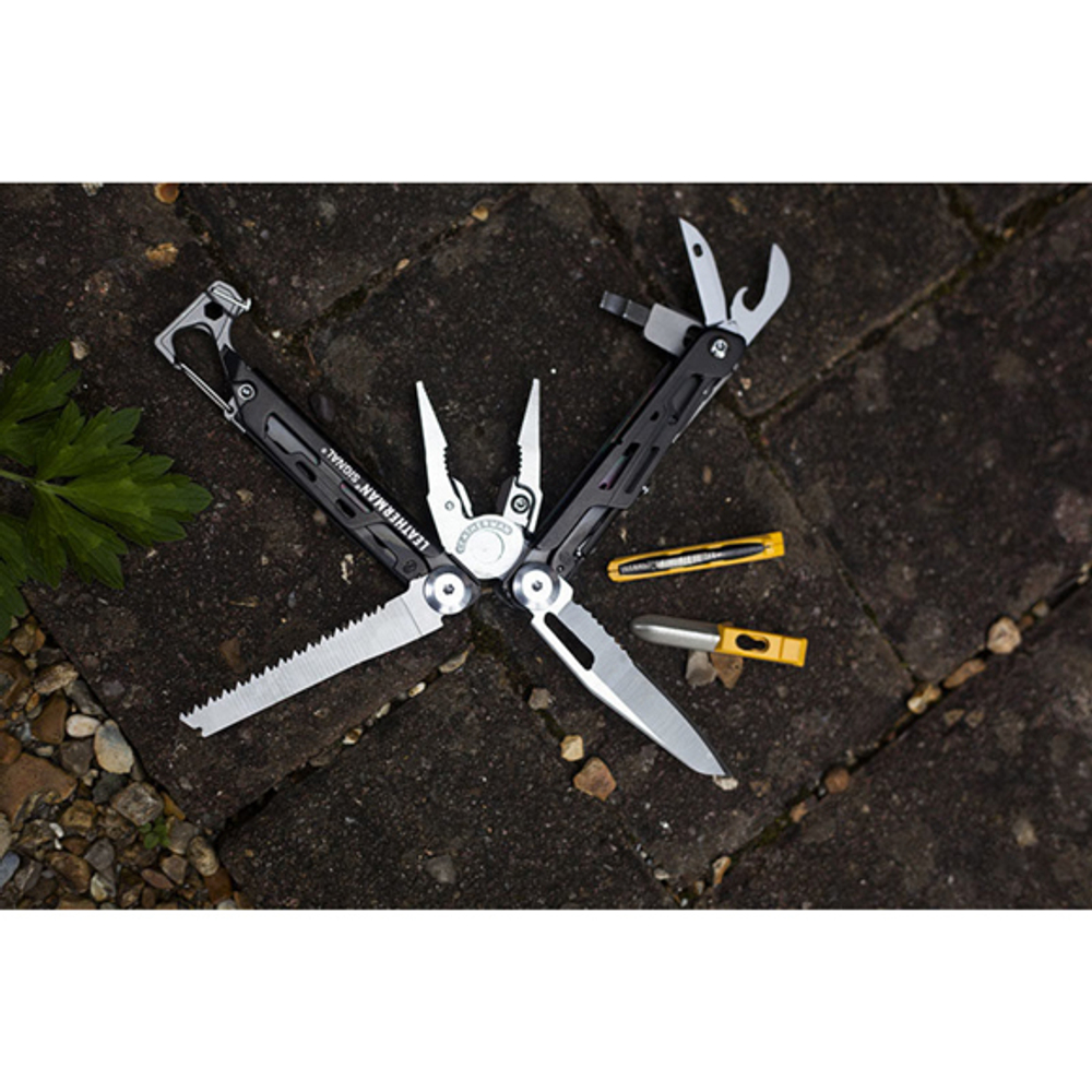 Мультитул Leatherman Signal (832265) 115мм 19функций черный карт.коробка