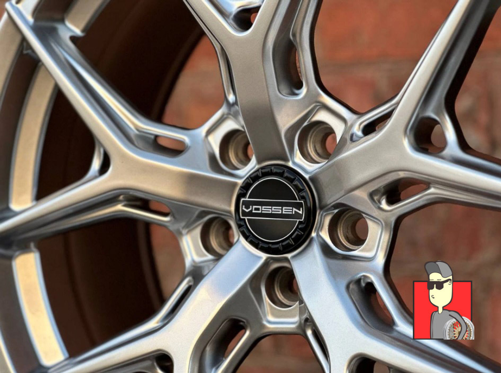 Комплект дисков Vossen HF5 18x8.5 et35 5x108