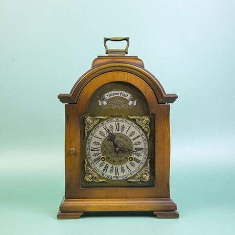 Винтаж: Немецкие настольные часы фирмы HERMLE