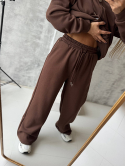 Костюм жен. 1068 шокол.