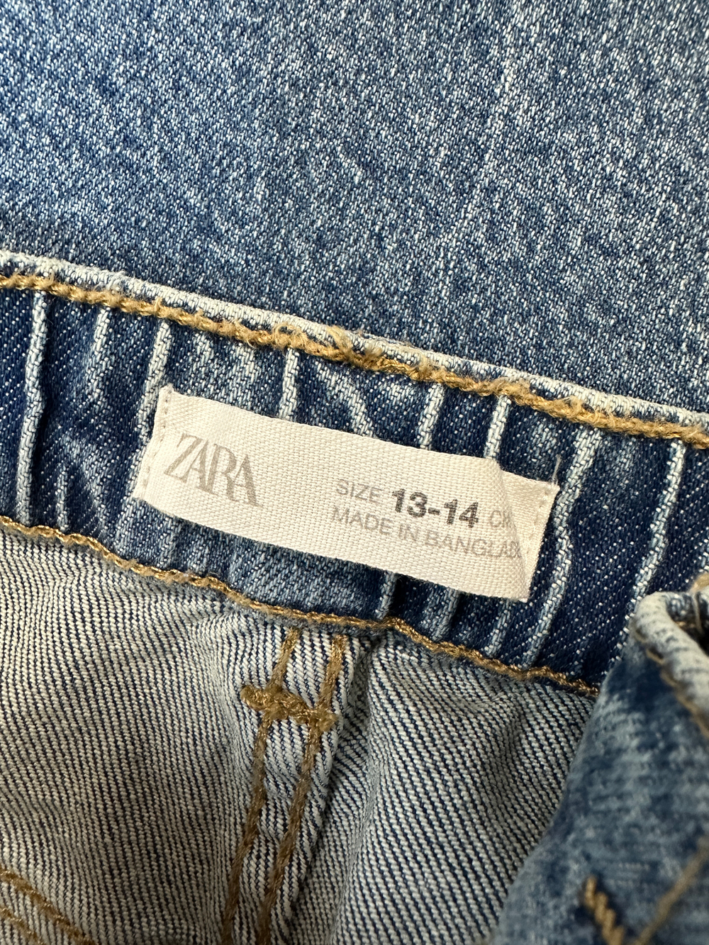 Джинсы Zara