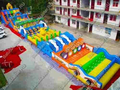 Коммерческая надувная полоса препятствий "В поисках приключений"