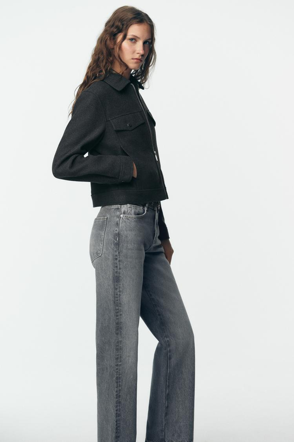 ZARA КУРТКА ИЗ МЯГКОЙ ТКАНИ НА МОЛНИИ, СЕРЫЙ