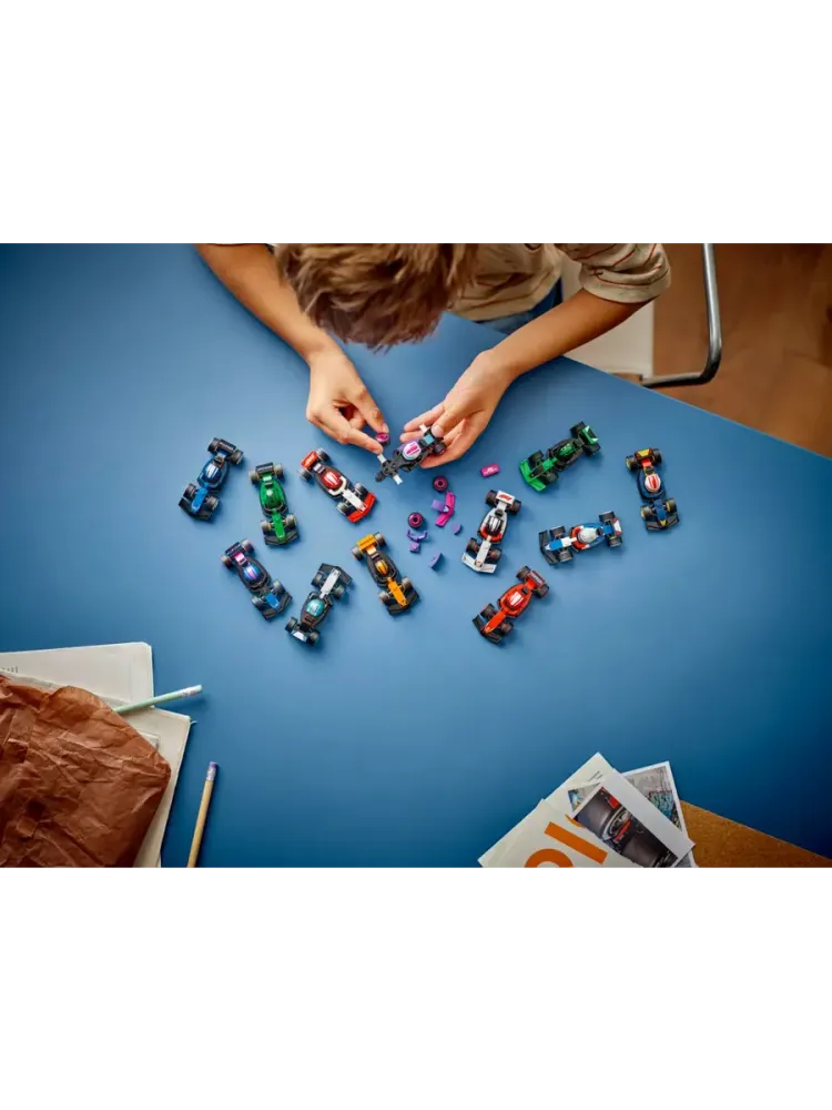 Конструктор Minifigures 71049 Коллекционный автомобиль 1 шт.