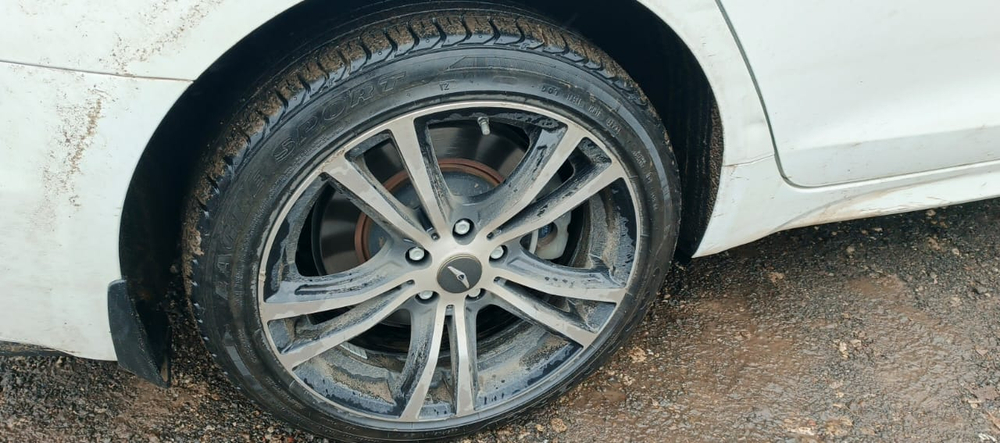 Genesis G70 Advance + GACS 2.0 T-GDI (197 hp) 8AT 4WD