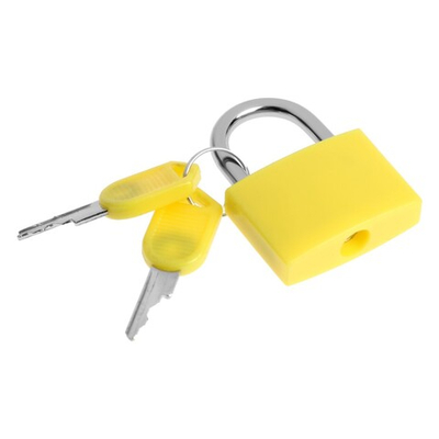 Желтый навесной замок для чемодана с 2 ключиками