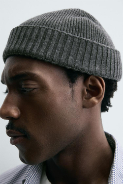 ZARA КОРОТКАЯ ШАПКА БИНИ ИЗ СМЕСОВОЙ ШЕРСТИ, СЕРЫЙ