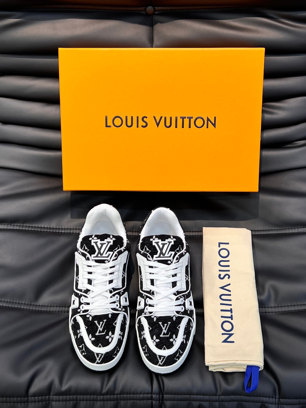 Louis Vuitton Trainer Sneaker