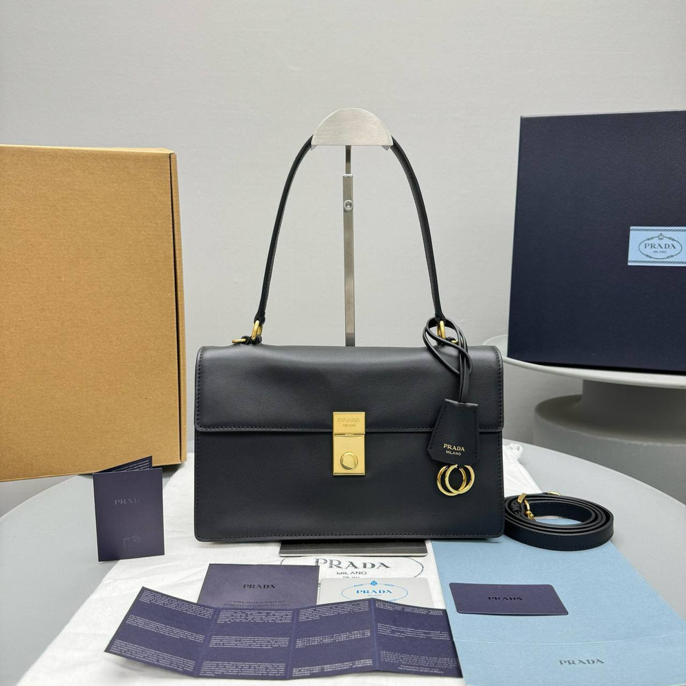 Сумка Prada